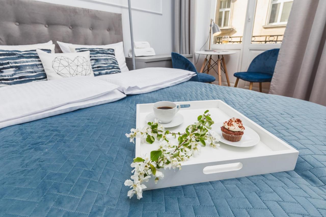 Traveler'S Best Choice - Old Town Guesthouse - By Upstairs Краків Екстер'єр фото